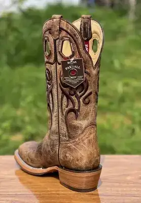 Bota Texana Masculina Parral em Couro Rústico – Tom Caramelo/Café