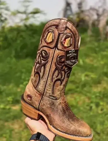 Bota Texana Masculina Parral em Couro Rústico – Tom Caramelo/Café — miniatura 3